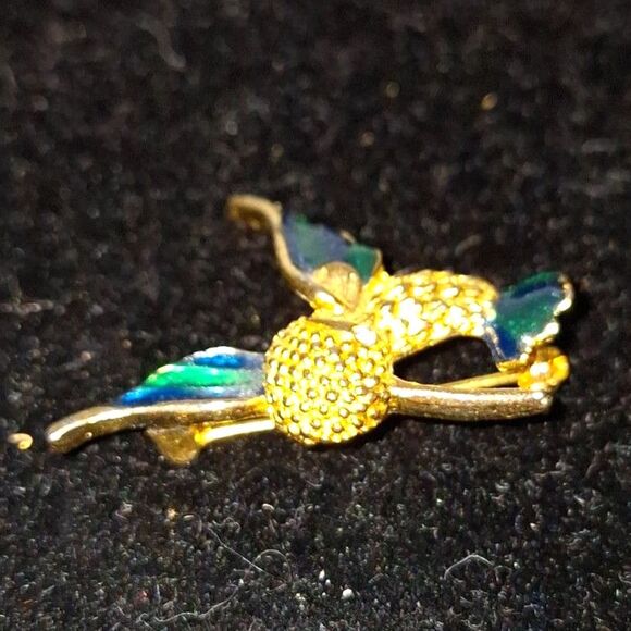 Enameled Vintage Hummingbird Pin Gold Tone Rhinestone Grandmacore Gift - Picture 7 of 8